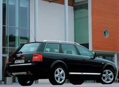 Czarne, Audi Allroad