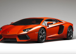 Lamborghini Avebtador LP 700-4