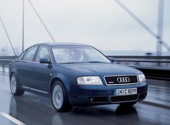 Granatowe, Audi A6