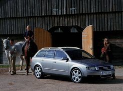 Audi A4, Avant, Konie