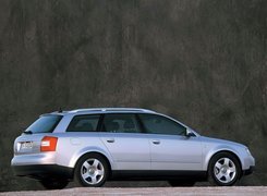 Audi A4, Avant