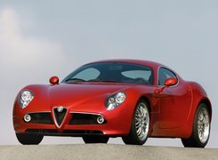 Alfa Romeo 8C