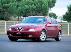 Alfa Romeo 166