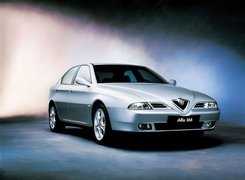 Alfa Romeo 166