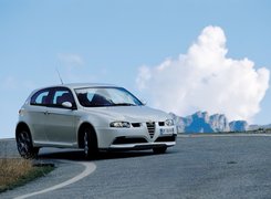 Alfa Romeo 147, Ulica, Chmury