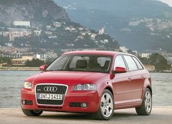 Czerwone, Audi A3 Sportback Quattro