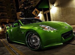 Zielony, Nissan 370Z