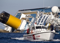 Wycieczkowiec, Costa Concordia, Motorówka, Straż, Przybrzeżna