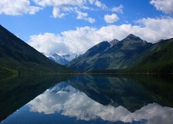 Góry, Niebo, Jezioro