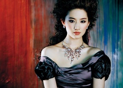Aktorka, Liu Yifei, Czarna, Sukienka