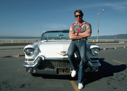 Arnold Schwarzenegger, Samochód, Parking