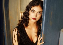 Brunetka, Morena Baccarin, Czerwone, Usta