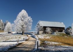 Polna, Droga, Zagrody, Stodoła