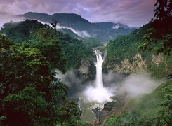 San Rafael Falls, Wodospad, Dżungla