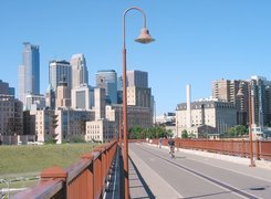 Minneapolis, Most, Budynki