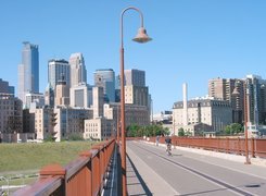 Minneapolis, Most, Budynki