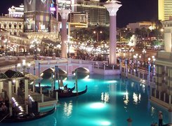 Las Vegas, Wenecja, Nocą