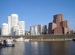 Dusseldorf, Woda, Architektura