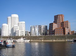 Dusseldorf, Woda, Architektura