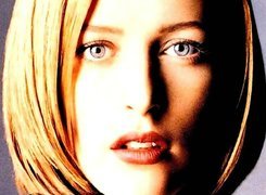 Gillian Anderson