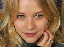 Emilie De Ravin