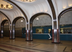 Rosja, Moskwa, Stacja Majakowskaja, Metro