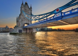 Tower Bridge, Londyn, Tamiza