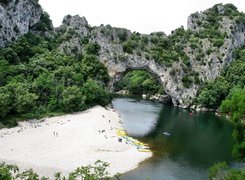 Skały, Rzeka, Plaża, Łódki