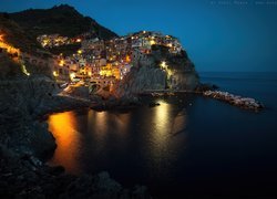 Manarola, Włochy, Wybrzeże, Noc