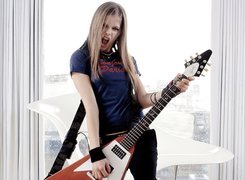 Avril Lavigne, Rockowa Gitara