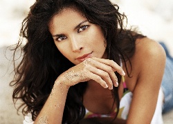 Roselyn Sanchez, Piasek