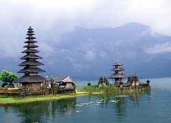 Świątynia, Jezioro, Bali, Indonezja