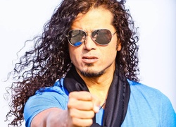 Jeff Scott Soto, Pięść