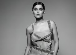 Nelly Furtado, Dekolt