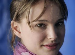 Natalie Portman, Buzia