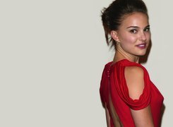 Natalie Portman, Czerwona Sukienka