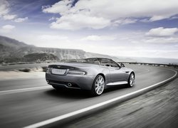Aston Martin, Virage, Volante