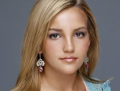 Jamie Lynn Spears, Portret, Kolczyki