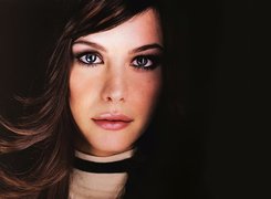 Liv Tyler, Buzia