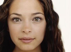 Kristin Kreuk, Oczy