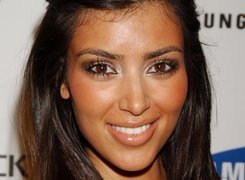 Kim Kardashian, Kobieta,usta zęby