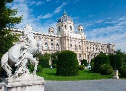 Austria, Wiedeń, Muzeum Historii Sztuki, Posąg