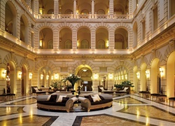 Hotelowy, Hall, Oświetlenie