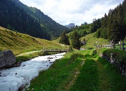 Góry, Rzeka, Mostek