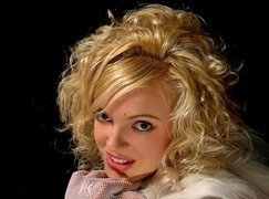 Blondynka, Makijaż