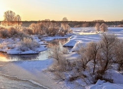 Rzeka, Śnieg, Drzewa