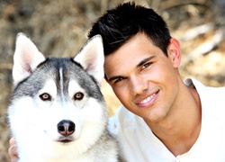 Taylor Lautner, Uśmiech, Głowa, Psa