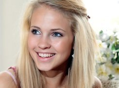 Emilie Marie Nereng, Uśmiech