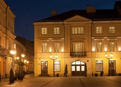 Piotrków Trybunalski, Rynek Trybunalski, Hotel Staromiejski, Noc