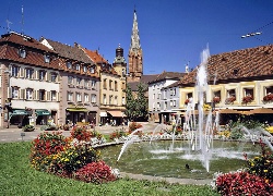 Kolorowe, Kamieniczki, Kościół, Rynek, Fontanna
